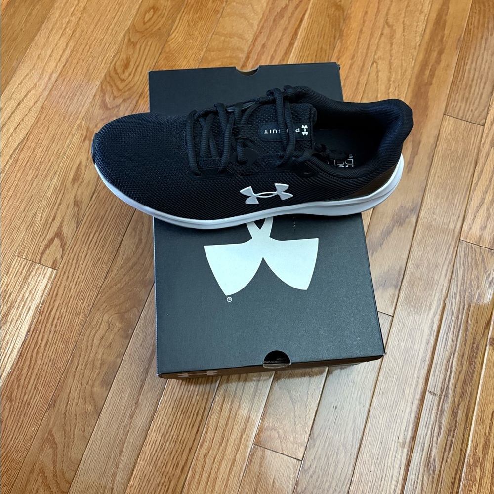 Under Armor Women’s Brand New Size 11 Sneakers - Picture 4 of 8